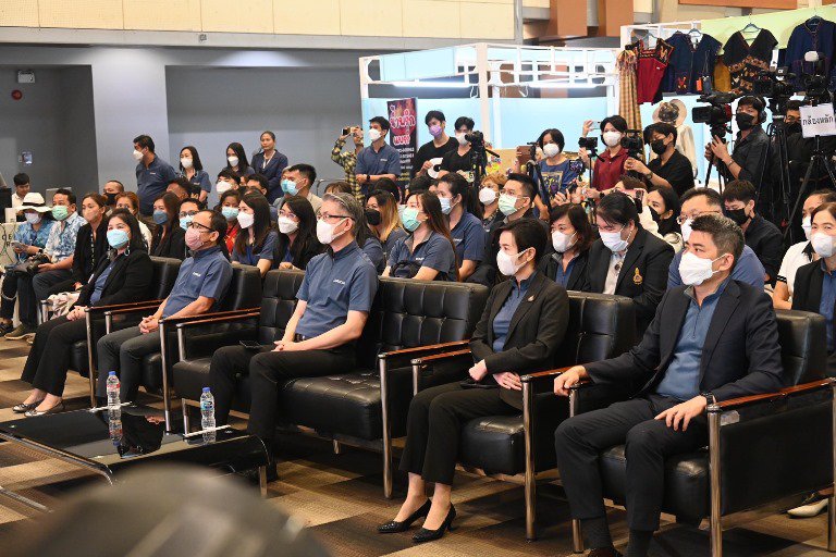 “ปลัดณัฐพล" เปิดงาน DIPROM Creative Products Fair 2022" พร้อมหนุนยอดขายอุตสาหกรรมสร้างสรรค์