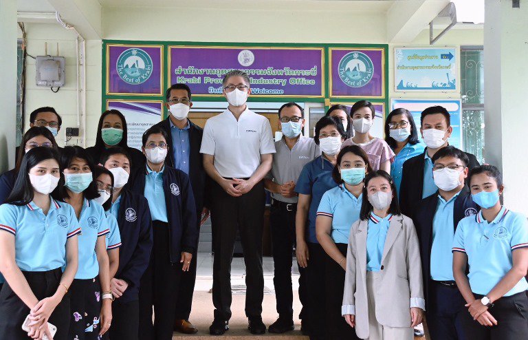 ปลัดฯ ณัฐพล ตรวจเยี่ยมสำนักงานอุตสาหกรรมจังหวัดกระบี่ มอบนโยบายให้โรงงานอยู่ร่วมชุมชนอย่างยั่งยืน 