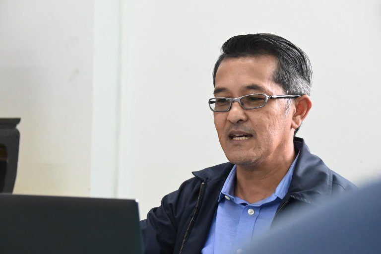 ปลัดฯ ณัฐพล ตรวจเยี่ยมสำนักงานอุตสาหกรรมจังหวัดกระบี่ มอบนโยบายให้โรงงานอยู่ร่วมชุมชนอย่างยั่งยืน 
