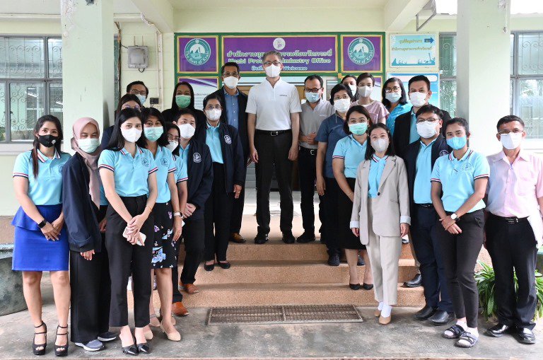 ปลัดฯ ณัฐพล ตรวจเยี่ยมสำนักงานอุตสาหกรรมจังหวัดกระบี่ มอบนโยบายให้โรงงานอยู่ร่วมชุมชนอย่างยั่งยืน 