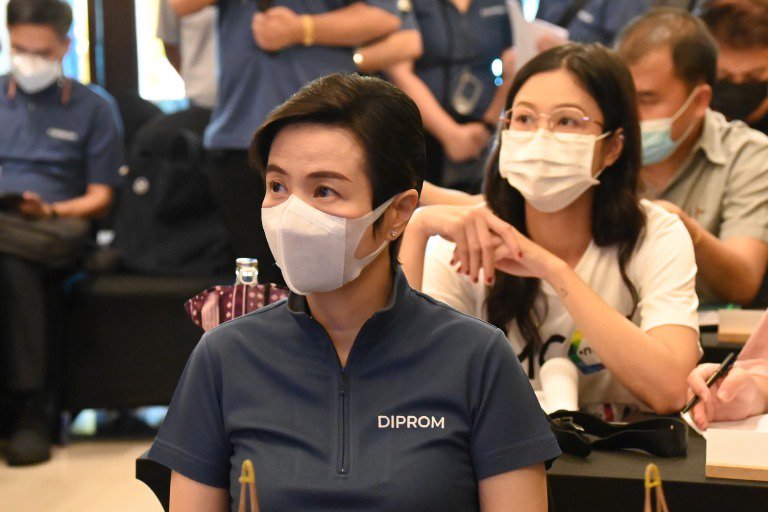 ปลัด ณัฐพลฯ ลงพื้นที่ จ.กระบี่ มอบนโยบายการส่งเสริม Medical Hub พร้อมเยี่ยมชมผู้ประกอบการที่เป็นโมเดลต้นแบบผ่านการยกระดับเพิ่มมูลค่าทางเศรษฐกิจ ช่วยพัฒนาเครือข่ายธุรกิจในท้องถิ่นและชุมชน  