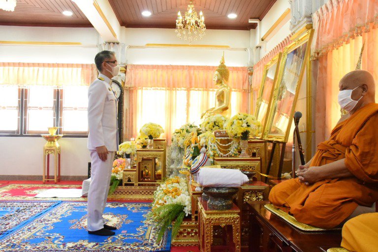 ก.อุตฯ จัดพิธีทอดผ้าป่า เพื่อน้อมเกล้าน้อมกระหม่อมถวายพระราชกุศลแด่พระบาทสมเด็จพระบรมชนกาธิเบศร มหาภูมิพลอดุลยเดชมหาราช บรมนาถบพิตร เนื่องในวันคล้ายวันสวรรคต และสมทบทุนโครงการทุนเล่าเรียนหลวงสำหรับพระสงฆ์ไทย ณ วัดทองนพคุณ