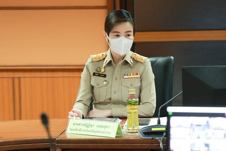 “อธิบดีใบน้อย” ประชุมเหล่าขุนพลดีพร้อม เตรียมความพร้อมการทำงาน ปี 66 พร้อมยกระดับผู้ประกอบการอย่างเต็มสูบ