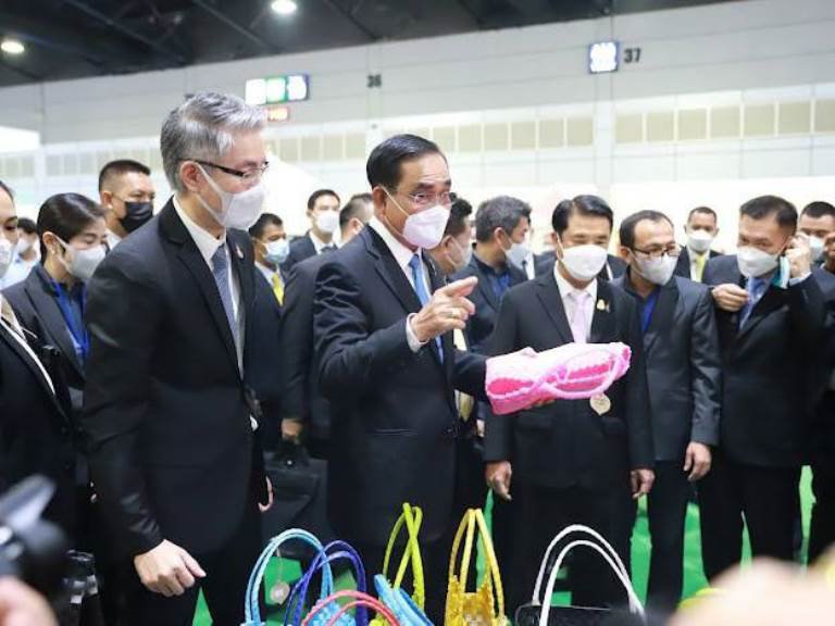นายกรัฐมนตรี เปิดงานใหญ่แห่งปี อุตสาหกรรมแฟร์ “ซื้อของไทย ใช้ของดี สร้างอาชีพ เสริมธุรกิจที่ดีพร้อม” 