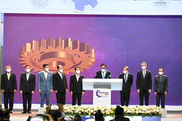 นายกรัฐมนตรี เปิดงานใหญ่แห่งปี อุตสาหกรรมแฟร์ “ซื้อของไทย ใช้ของดี สร้างอาชีพ เสริมธุรกิจที่ดีพร้อม” 