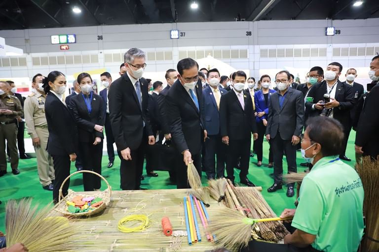 นายกรัฐมนตรี เปิดงานใหญ่แห่งปี อุตสาหกรรมแฟร์ “ซื้อของไทย ใช้ของดี สร้างอาชีพ เสริมธุรกิจที่ดีพร้อม” 
