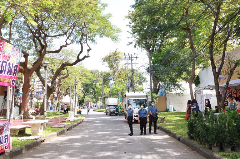 “รสอ.ณัฏฐิญา” นำทีมดีพร้อมลงพื้นที่สวนลุมพินี เตรียมความพร้อมร้านกาชาดกระทรวงอุตสาหกรรม
