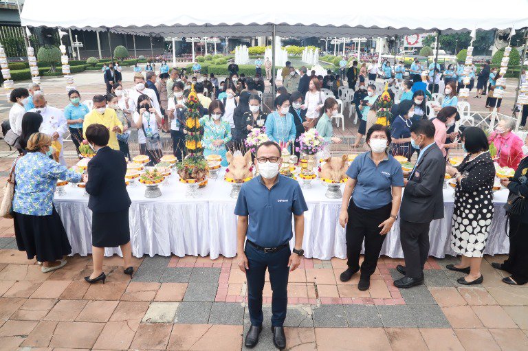 “อธิบดีใบน้อย” ร่วมพิธีบวงสรวงพระบรมราชานุสรณ์ รัชกาลที่ 6 เตรียมจัดงานกาชาดปี 2565