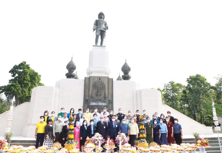 “อธิบดีใบน้อย” ร่วมพิธีบวงสรวงพระบรมราชานุสรณ์ รัชกาลที่ 6 เตรียมจัดงานกาชาดปี 2565