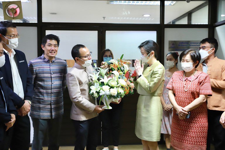 “อธิบดีใบน้อย” นำทีมดีพร้อมร่วมแสดงความยินดีที่ ครม. แต่งตั้งรองปลัดฯ และผู้ตรวจราชการกระทรวงอุตฯ ป้ายแดง