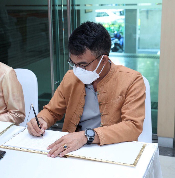 “อธิบดีใบน้อย” นำทีมดีพร้อม ร่วมน้อมรวมใจเจริญพระพุทธมนต์และเจริญจิตตภาวนาถวายพระพรชัยมงคลแด่ สมเด็จพระเจ้าลูกเธอ เจ้าฟ้าพัชรกิติยาภาฯ