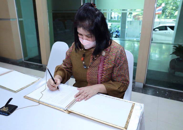 “อธิบดีใบน้อย” นำทีมดีพร้อม ร่วมน้อมรวมใจเจริญพระพุทธมนต์และเจริญจิตตภาวนาถวายพระพรชัยมงคลแด่ สมเด็จพระเจ้าลูกเธอ เจ้าฟ้าพัชรกิติยาภาฯ