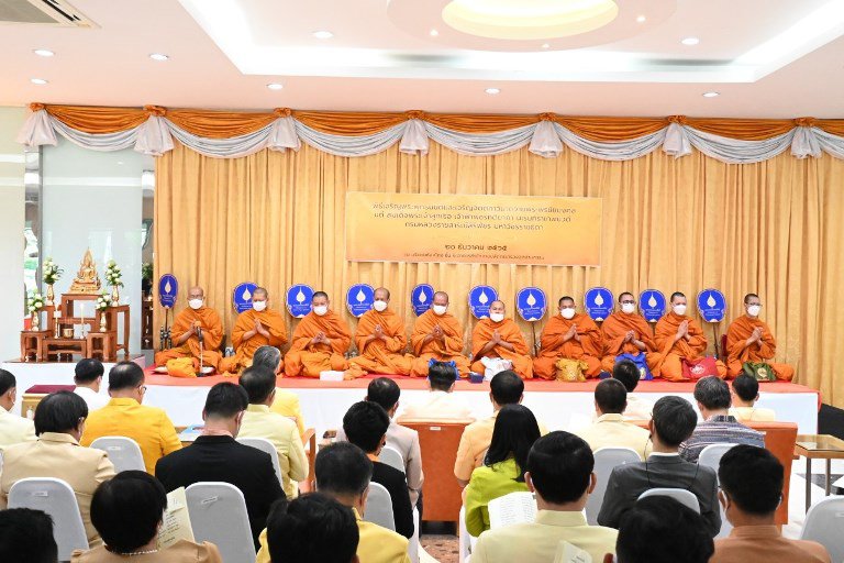 “อธิบดีใบน้อย” นำทีมดีพร้อม ร่วมน้อมรวมใจเจริญพระพุทธมนต์และเจริญจิตตภาวนาถวายพระพรชัยมงคลแด่ สมเด็จพระเจ้าลูกเธอ เจ้าฟ้าพัชรกิติยาภาฯ