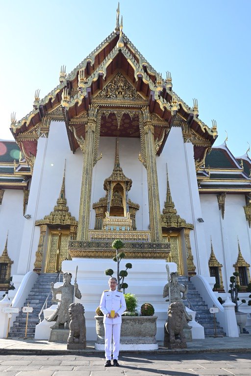 ปลัดฯ ณัฐพล นำคณะผู้บริหาร ก.อุตฯ ลงนามถวายพระพรพระบาทสมเด็จพระเจ้าอยู่หัวและสมเด็จพระนางเจ้าฯ พระบรมราชินี เนื่องในโอกาสวันขึ้นปีใหม่ พุทธศักราช 2566