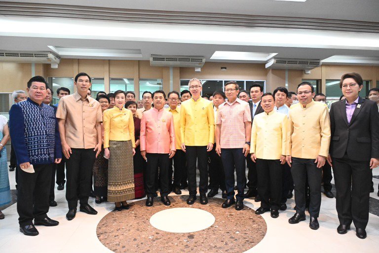 กระทรวงอุตสาหกรรม เปิดศักราชใหม่ปี 2566 จัดพิธีทำบุญตักบาตร เสริมสิริมงคลต้นปีใหม่ 