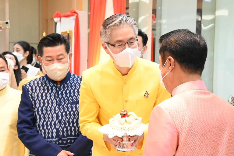 กระทรวงอุตสาหกรรม เปิดศักราชใหม่ปี 2566 จัดพิธีทำบุญตักบาตร เสริมสิริมงคลต้นปีใหม่ 