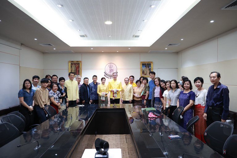 อธิบดีใบน้อย นำคณะผู้บริหารและเจ้าหน้าที่ร่วมอวยพรปีใหม่ผู้บริหารกระทรวงอุตสาหกรรม