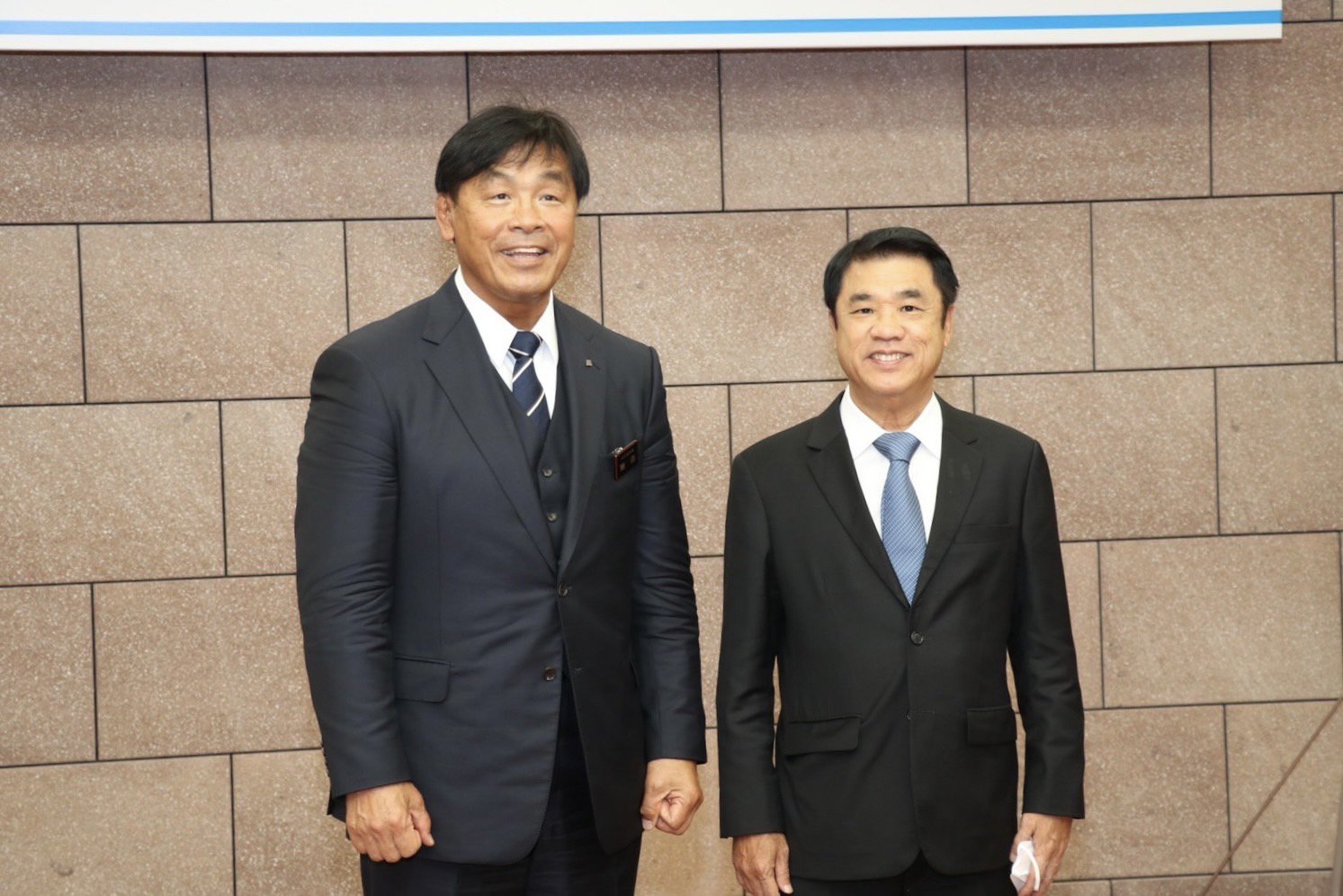 รัฐมนตรี “สุริยะ” นำทัพบุกญี่ปุ่น มุ่งพัฒนาอุตสาหกรรมระหว่างประเทศ หนุนดีพร้อมจับมือ อิชิกาวะ พร้อมดัน กนอ. ดึงนักลงทุนญี่ปุ่นเข้าไทย