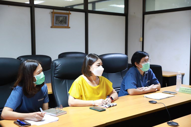 รสอ.สุชาดา เบิกฤกษ์จัดประชุมชาว สล.กสอ. เตรียมพร้อมทำงานแบบรุกเต็มสูบ