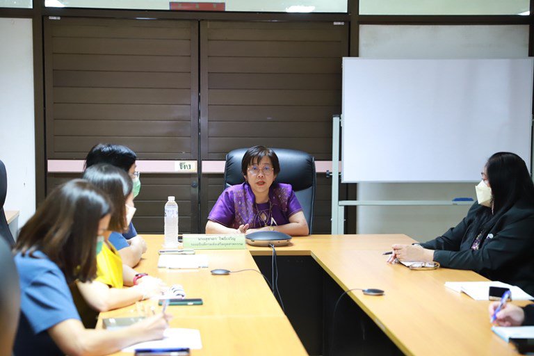 รสอ.สุชาดา เบิกฤกษ์จัดประชุมชาว สล.กสอ. เตรียมพร้อมทำงานแบบรุกเต็มสูบ
