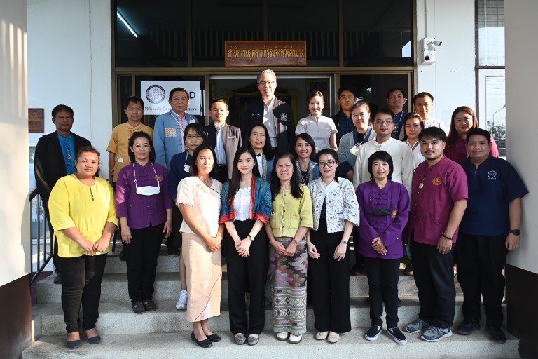 ปลัดฯ ณัฐพล นำคณะลงพื้นที่ศูนย์ DIPROM MICE CENTER จ. ลำปาง พร้อมดันเป็นศูนย์กลางการจัดงานและการประชุมนานาชาติภาคเหนือ