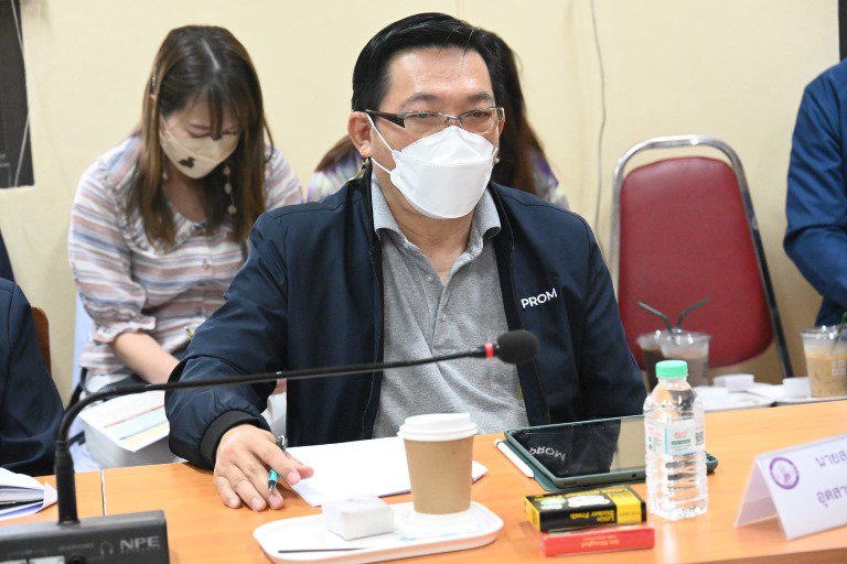 ปลัดฯ ณัฐพล รุดตรวจเยี่ยม สอจ.ลำพูน พร้อมผลักดันโรงงานขนาดใหญ่ให้เป็น Hero ช่วยเหลือชุมชนให้ดีพร้อม 