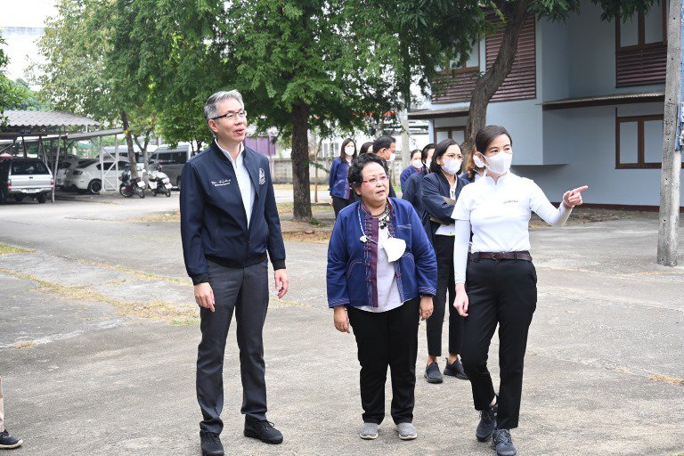 ปลัดฯ ณัฐพล รุดตรวจเยี่ยม สอจ.ลำพูน พร้อมผลักดันโรงงานขนาดใหญ่ให้เป็น Hero ช่วยเหลือชุมชนให้ดีพร้อม 