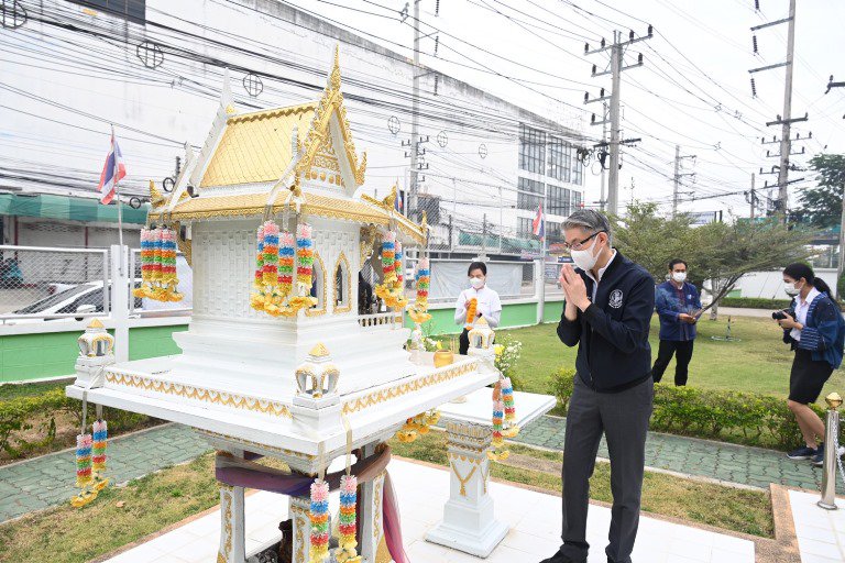 ปลัดฯ ณัฐพล รุดตรวจเยี่ยม สอจ.ลำพูน พร้อมผลักดันโรงงานขนาดใหญ่ให้เป็น Hero ช่วยเหลือชุมชนให้ดีพร้อม 