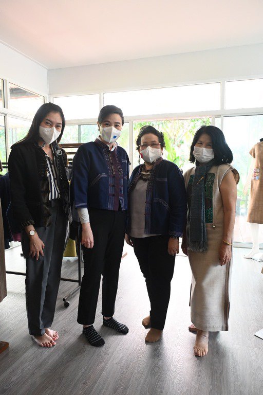 ปลัดฯ ณัฐพล รุดตรวจเยี่ยม สอจ.ลำพูน พร้อมผลักดันโรงงานขนาดใหญ่ให้เป็น Hero ช่วยเหลือชุมชนให้ดีพร้อม 