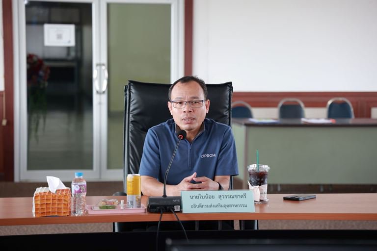 “อธิบดีใบน้อย” ลงพื้นที่สุพรรณบุรี ตรวจเยี่ยมและมอบแนวทางการปฏิบัติงานแก่บุคลากรดีพร้อมเซ็นเตอร์ 8