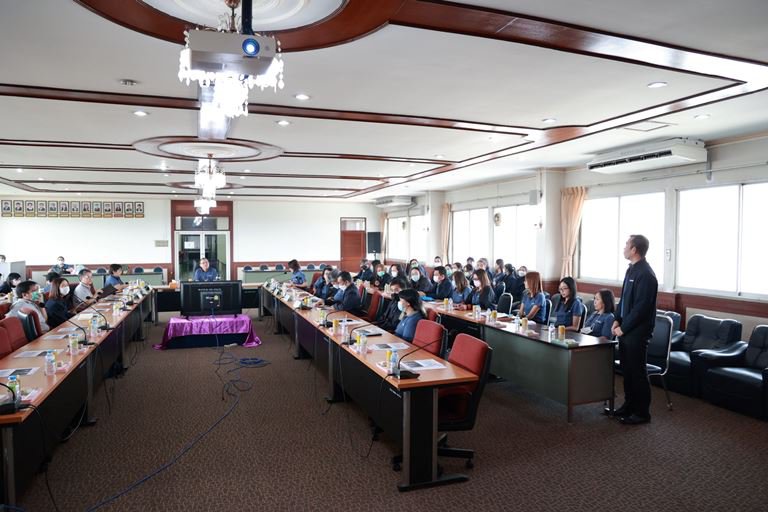 “อธิบดีใบน้อย” ลงพื้นที่สุพรรณบุรี ตรวจเยี่ยมและมอบแนวทางการปฏิบัติงานแก่บุคลากรดีพร้อมเซ็นเตอร์ 8