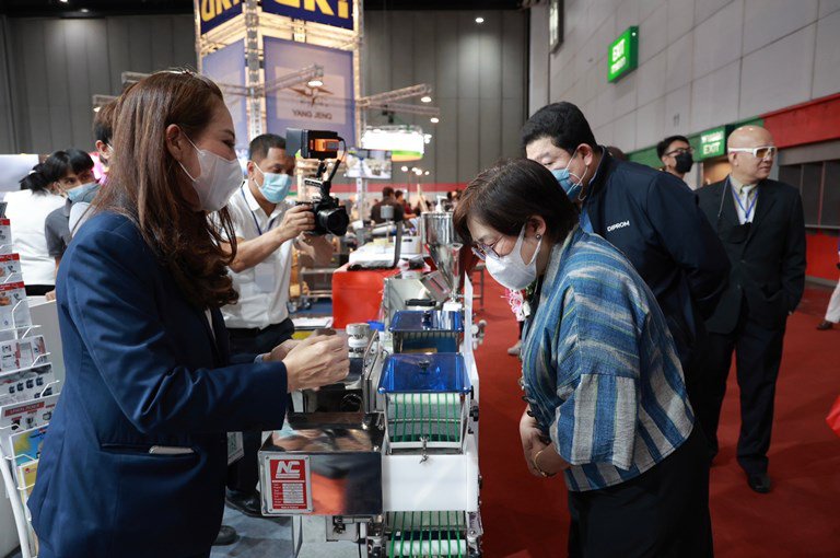 ดีพร้อม ตบเท้าเข้าร่วมงาน TIF & FOOD PACK ASIA 2023 จัดกิจกรรมเสริมองค์ความรู้ด้านโลจิสติกส์