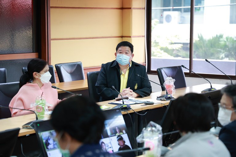 "อธิบดีใบน้อย" ประชุมคณะกรรมการพิจารณาคัดเลือก “คนดี ศรี กสอ.” และข้าราชการพลเรือนดีเด่น กสอ. ครั้งที่ 1/2566