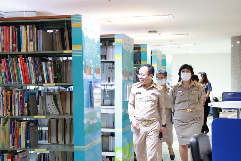 อสอ.ใบน้อย ควง รสอ.สุชาดา ตรวจเยี่ยมพื้นที่ทำงานอาคารดีพร้อม พระราม 6 