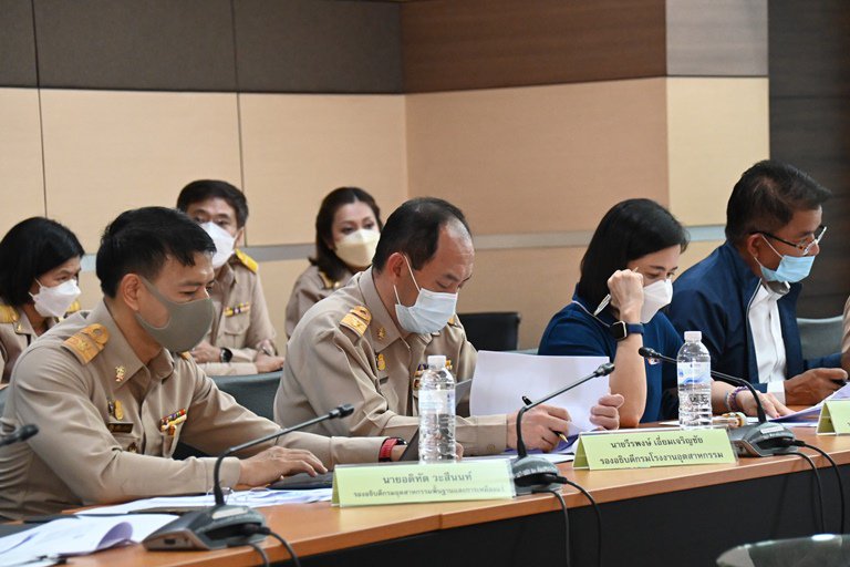 ปลัดฯ ณัฐพล เป็นประธานการประชุมสรุปผลการจัดงานร้านกระทรวงอุตสาหกรรมในงานกาชาดประจำปี 2565