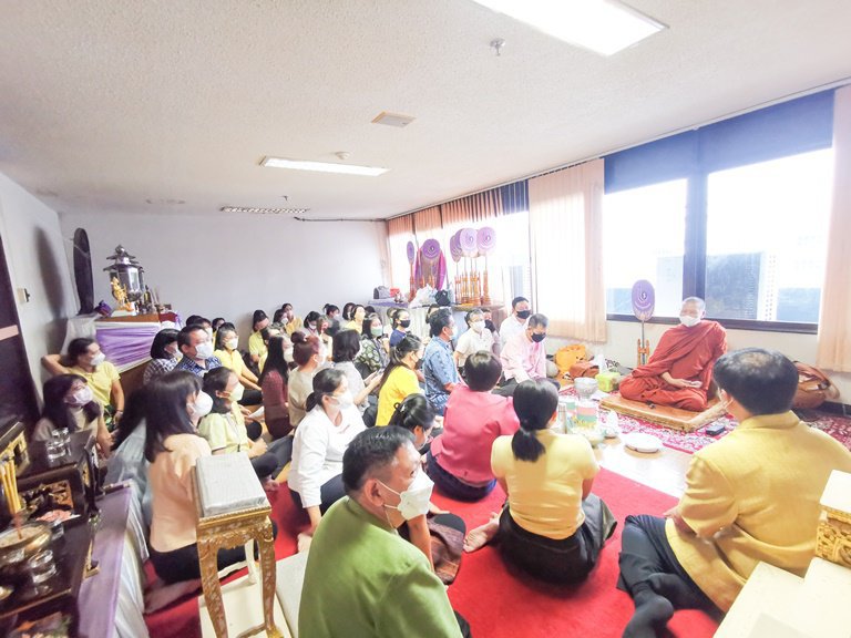 “รสอ.สุชาดา” นำทีมพลพรรคดีพร้อม ร่วมบุญถวายผ้าป่าสามัคคีวัดป้าแม่อูมอง สืบทอดการปฏิบัติตามหลักธรรมทางศาสนา 