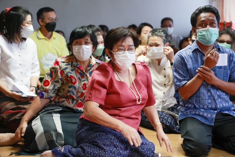 “รสอ.สุชาดา” นำทีมพลพรรคดีพร้อม ร่วมบุญถวายผ้าป่าสามัคคีวัดป้าแม่อูมอง สืบทอดการปฏิบัติตามหลักธรรมทางศาสนา 