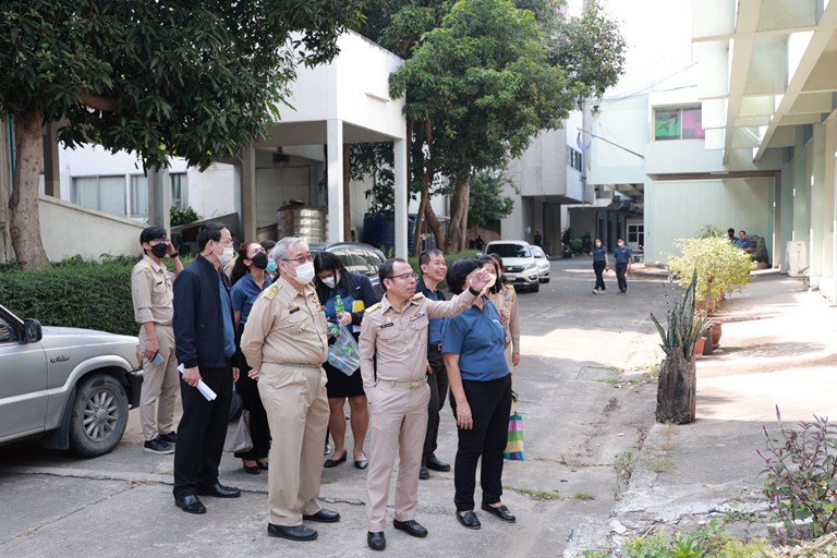 “อธิบดีใบน้อย” ลงพื้นที่พระรามที่ 4 ตรวจเยี่ยมภูมิทัศน์สำนักงานดีพร้อม เร่งเดินหน้าปรับภูมิทัศน์การทำงานให้ดียิ่งขึ้น