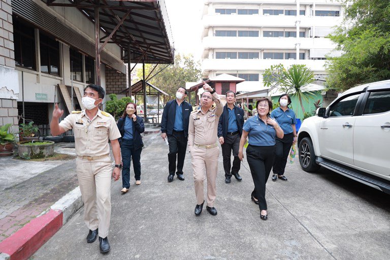 “อธิบดีใบน้อย” ลงพื้นที่พระรามที่ 4 ตรวจเยี่ยมภูมิทัศน์สำนักงานดีพร้อม เร่งเดินหน้าปรับภูมิทัศน์การทำงานให้ดียิ่งขึ้น