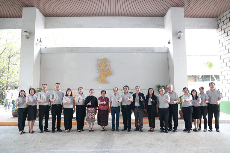 “อธิบดีใบน้อย” ร่วมบวรสรวงสิ่งศักดิ์สิทธิ์ ครบรอบ 81 ปี กช.กสอ.