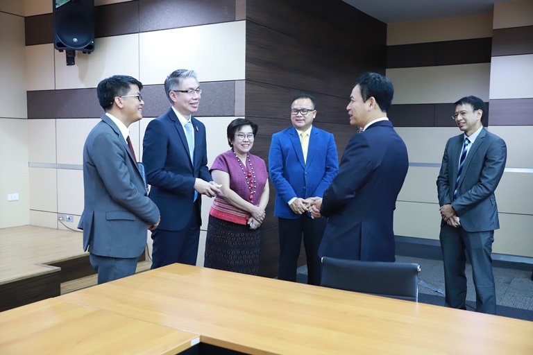 รัฐมนตรี ก.อุตสาหกรรมและการค้า สปป.ลาว เข้าร่วมหารือ ปลัดฯ ณัฐพล เพื่อสร้างความร่วมมือด้านการพัฒนาอุตสาหกรรมของทั้ง 2 ประเทศ 