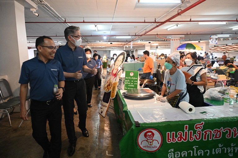 “ปลัดฯ ณัฐพล” ร่วมแสดงความยินดีวันคล้ายวันสถาปนา “ดีพร้อม” ครบ 81 ปี พร้อมเยี่ยมชมบูธและให้กำลังใจผู้ประกอบการ “อุตสาหกรรมแฟร์ ช็อป ชิม แชร์”