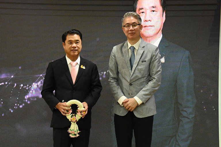 รัฐมนตรีฯ สุริยะ อำลาการปฏิบัติหน้าที่ พร้อมขอบคุณข้าราชการกระทรวงอุตสาหกรรม ที่ร่วมแรง-ร่วมใจ ผลักดันภาคอุตสาหกรรมไทยให้ก้าวสู่ความสำเร็จทุกระดับ 