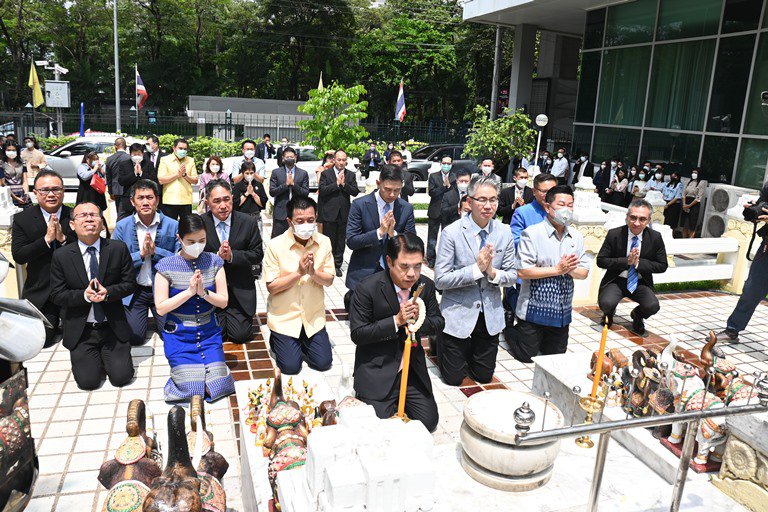รัฐมนตรีฯ สุริยะ อำลาการปฏิบัติหน้าที่ พร้อมขอบคุณข้าราชการกระทรวงอุตสาหกรรม ที่ร่วมแรง-ร่วมใจ ผลักดันภาคอุตสาหกรรมไทยให้ก้าวสู่ความสำเร็จทุกระดับ 