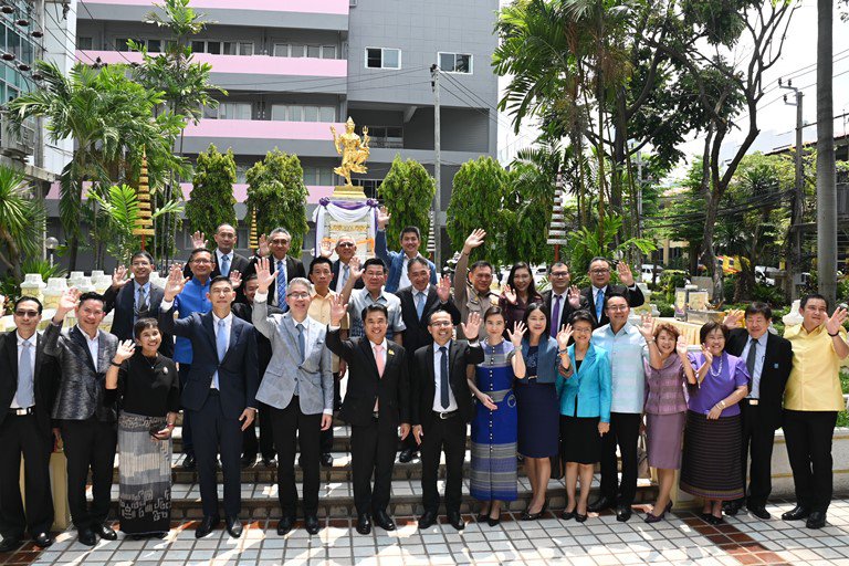 รัฐมนตรีฯ สุริยะ อำลาการปฏิบัติหน้าที่ พร้อมขอบคุณข้าราชการกระทรวงอุตสาหกรรม ที่ร่วมแรง-ร่วมใจ ผลักดันภาคอุตสาหกรรมไทยให้ก้าวสู่ความสำเร็จทุกระดับ 