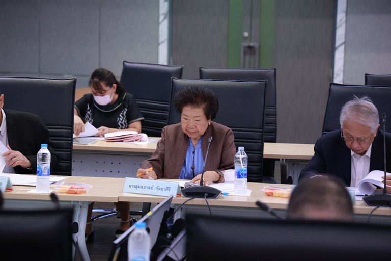 “รสอ.สุชาดา” ร่วมประชุมคณะกรรมการมูลนิธิฯ พร้อมขับเคลื่อน ผปก. อุตสาหกรรมไทย ปี 66