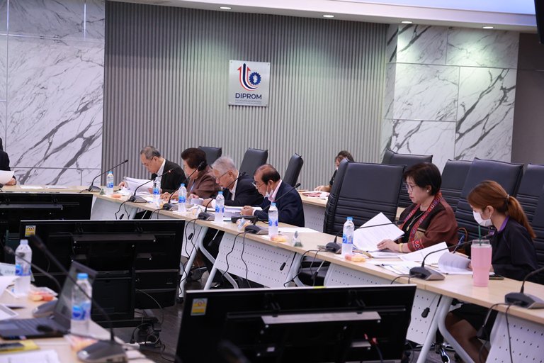 “รสอ.สุชาดา” ร่วมประชุมคณะกรรมการมูลนิธิฯ พร้อมขับเคลื่อน ผปก. อุตสาหกรรมไทย ปี 66