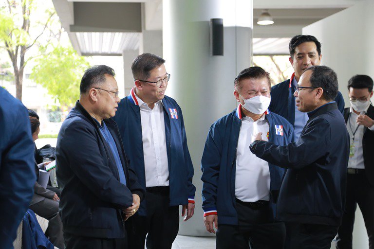 ดีพร้อม ขานรับโครงการ “โคล้านครอบครัว” พร้อมบูรณาการพัฒนาเศรษฐกิจของเกษตรกรในชุมชน