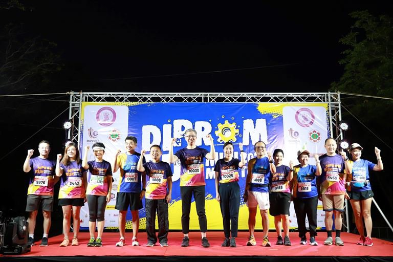 “ปลัดณัฐพล” เปิดงาน DIPROM RUN MINI MARATHON 2023 