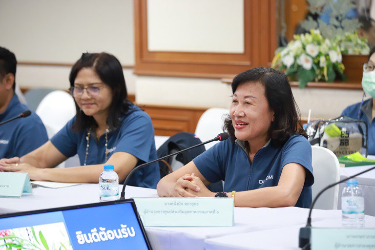 “อธิบดีใบน้อย” ลงพื้นที่ชลบุรี ตรวจเยี่ยมและมอบนโยบายแก่ทีมดีพร้อมเซ็นเตอร์ 9